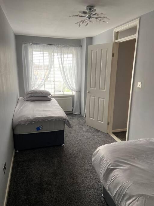 Villa Garland Way 2 Bed House Sheffield Free Parking 5 Min From M1 Mosborough Exterior foto